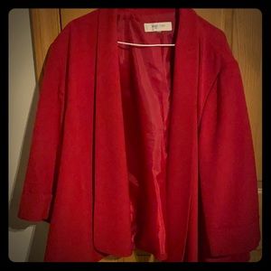 Red 3/4 sleeve blazer